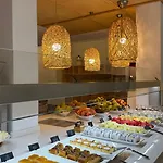 酒店 Aqua Bertran Park 4*