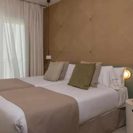 Aqua Bertran Park Hotell 4*
