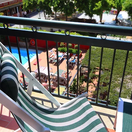 Szálloda Aqua Bertran Park Lloret de Mar