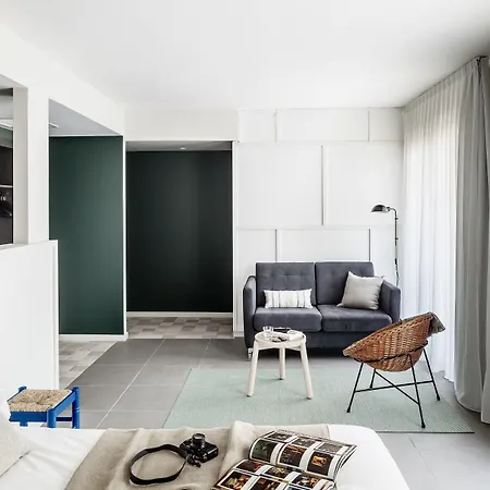 Aqua Bertran Park מלון 4*