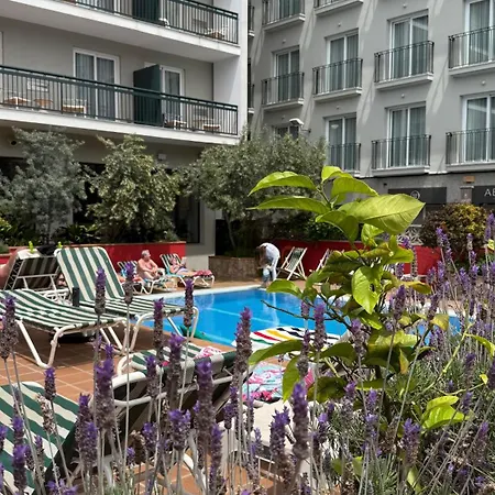 Aqua Bertran Park יורט דה מאר