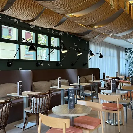 Aqua Bertran Park Отель 4*