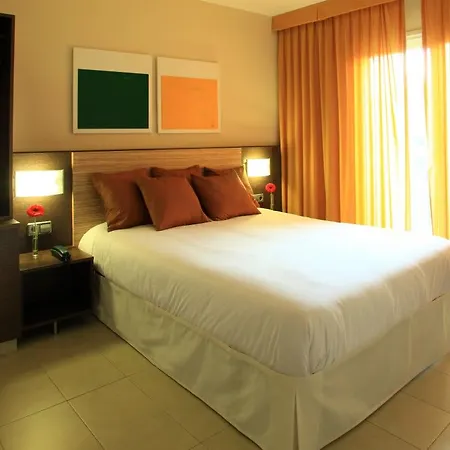 Aqua Bertran Park 4* יורט דה מאר