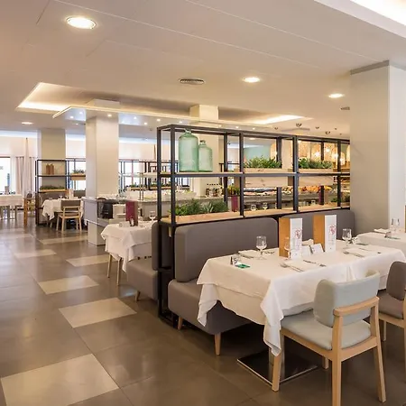 Aqua Bertran Park יורט דה מאר