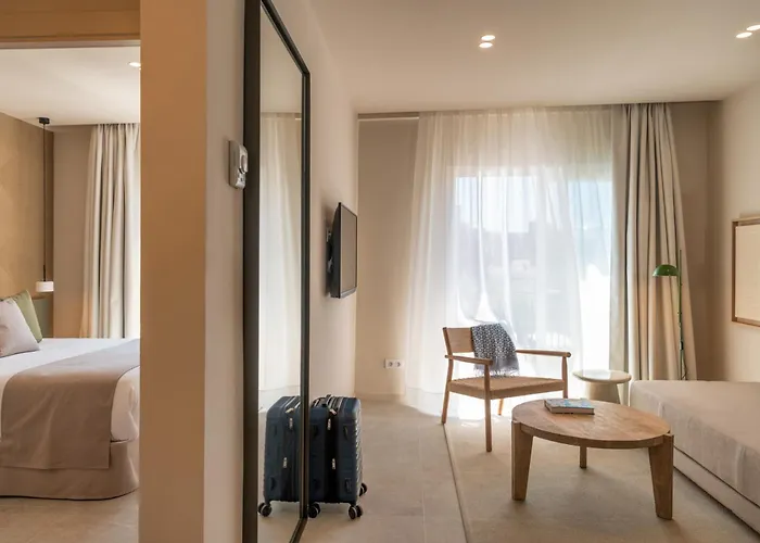 Aqua Bertran Park Hotel