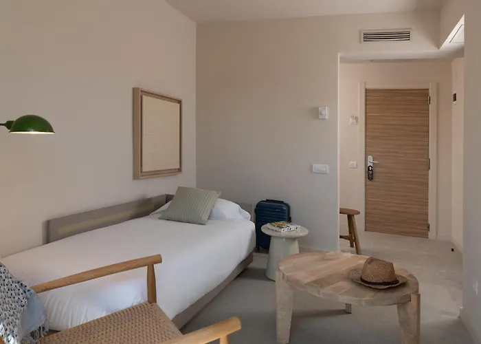 Aqua Bertran Park 4*