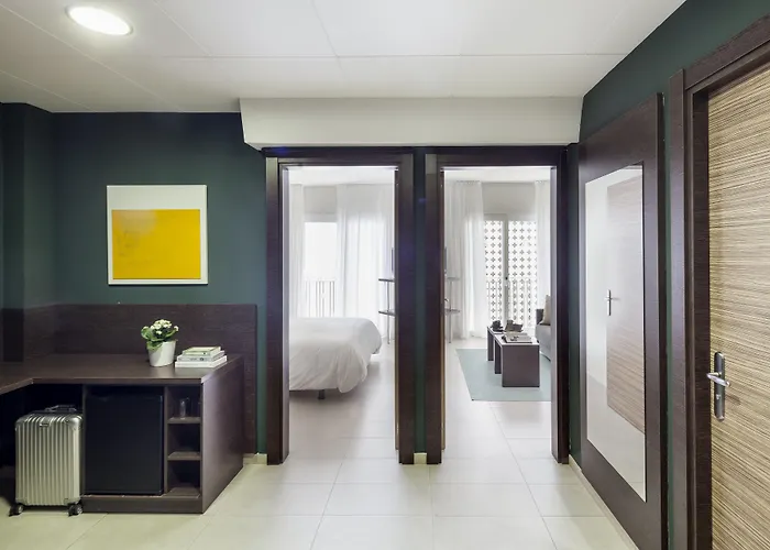 Aqua Bertran Park Hotel